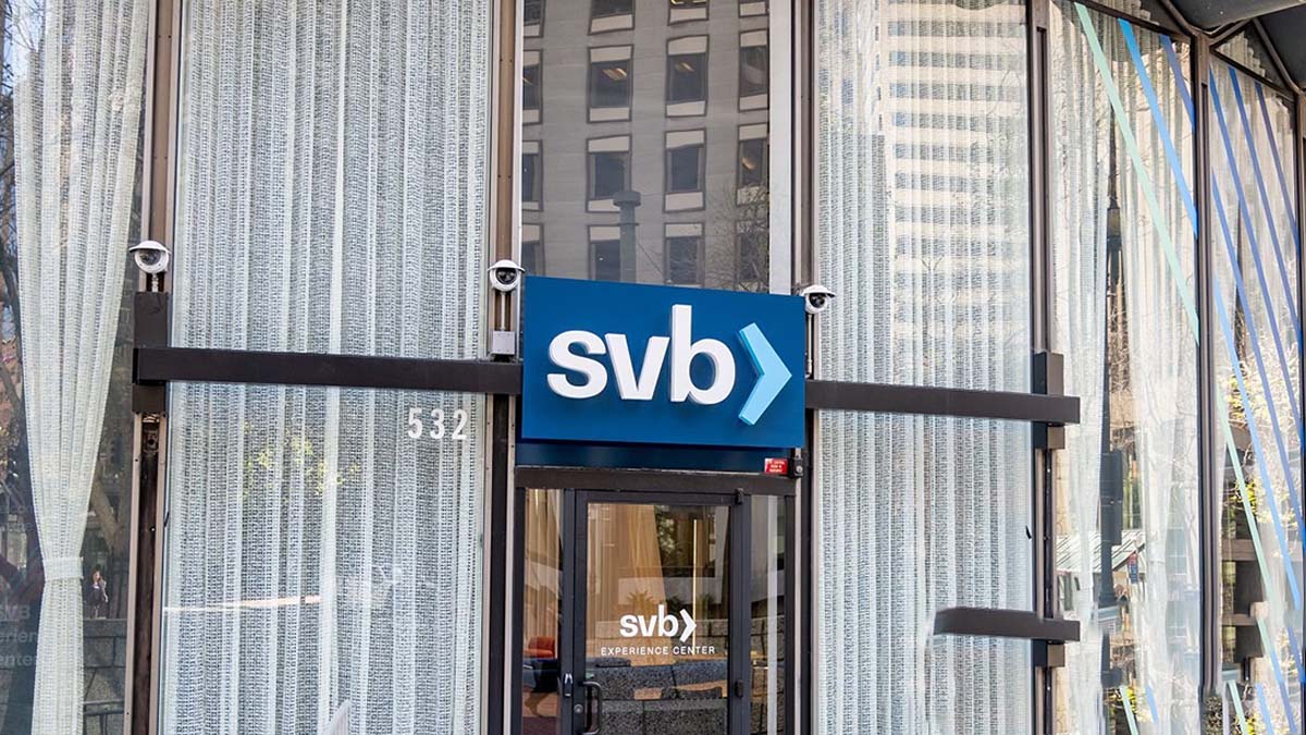 The Rise & Fall of Silicon Valley Bank (SVB)